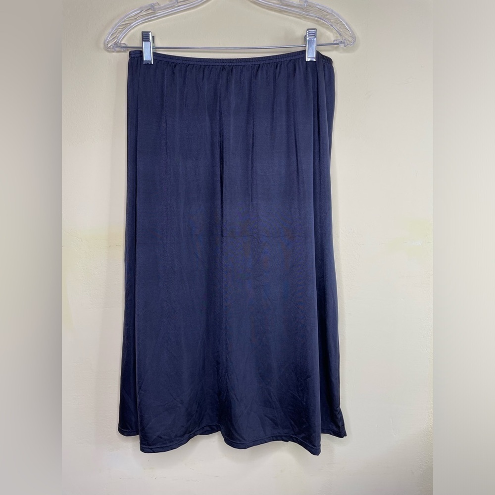 Vanity Fair Black Half Slip Single Slit Solid Hem Size Large